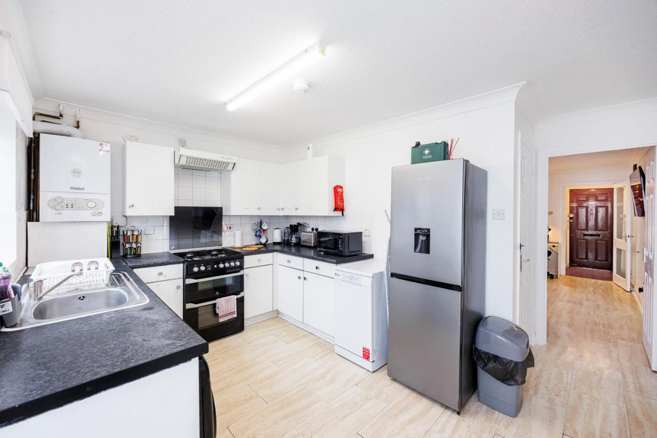 Lovely 2 Bd Hse With Parking Near Excel London Eksteriør bilde