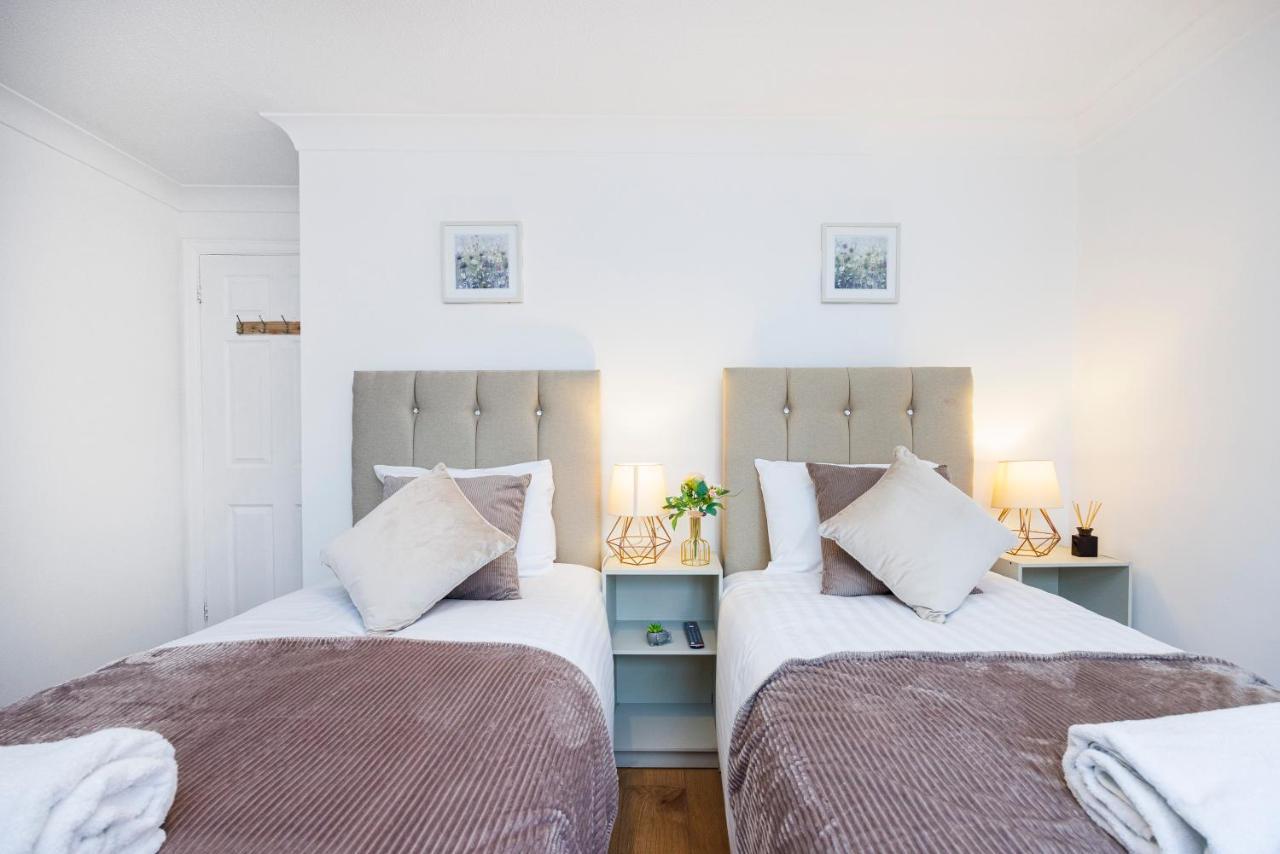 Lovely 2 Bd Hse With Parking Near Excel London Eksteriør bilde