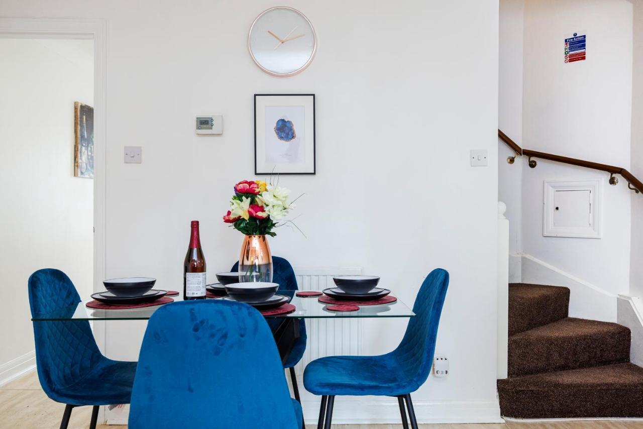 Lovely 2 Bd Hse With Parking Near Excel London Eksteriør bilde